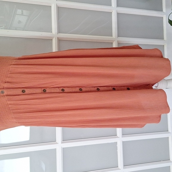 Knox Rose Sleeveless Smocked Button-Front Dress - Picture 8 of 14